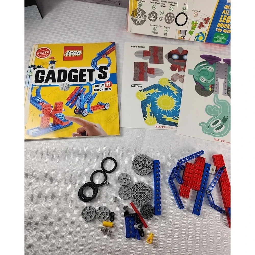 Lego Gear Bots Klutz Certified Create 8 Machines 64 Page Book & 60 Lego Elements